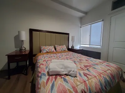 Spacious 2 bedroom apartment by the bullring