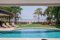 Stunning Oceanfront Getaway – Casa Del Mar, Playa Coyote!!