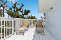 Anthony Beach Cottages - 49 Sunset Captiva