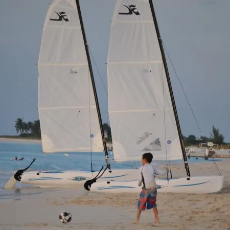 Directly on Beach, Beachy Chic 2 BR - Heart of Grace Bay - Grandview Resort
