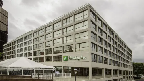 Wyndham Rochester Downtown فنادق في روتشستر
