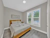 Luxury Escape for Professionals with high speed WiFi.