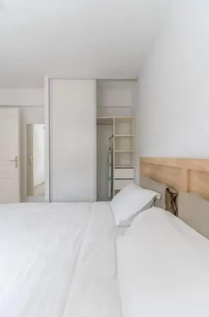 Kaz Mitan Appt. les Pieds Dans Leau !