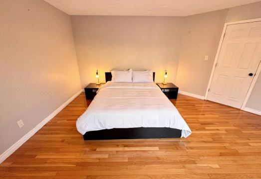 Spacious 5 Bedroom Home in Cambridge 이미지