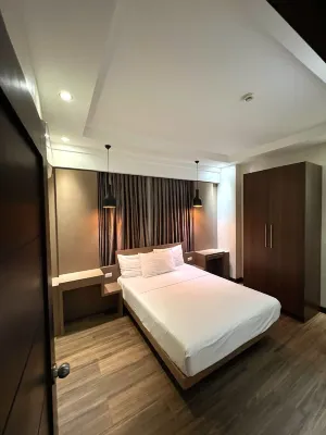 Luxurious 2 bedroom, 2 full bath condo in Cebu City-a few mins  away from Ayala!
