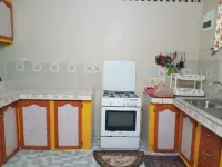 Lovely, spacious apartment in quiet neighborhood.