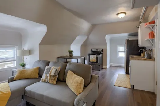 5minsTo KU Med  Free Wi-Fi Pet Friendly W&D