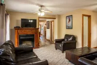 4 Bdrm Apt@Blue Mountain/Ski-in, Ski-Out, Near the Village