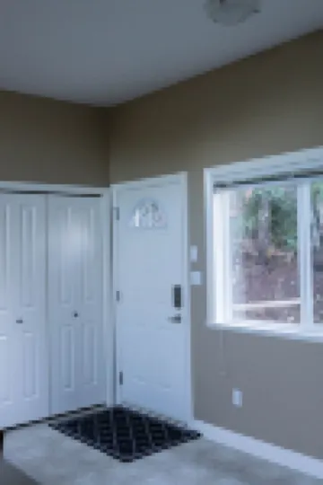 Quiet, cozy 1 bedroom suite, w/ separate entrance. Now with A/C!