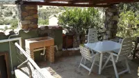 Villa with 2 terraces facing the sea and 2 steps from the beach!