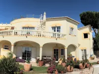 Spectacular Villa. Special Members Prices for 2026. Inc Pool & Hot Tub Heating. Hotels in Budens