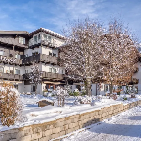 Parkhotel Seefeld Отели в г. Зеефельд