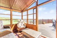 Pentref Hotels in Borth