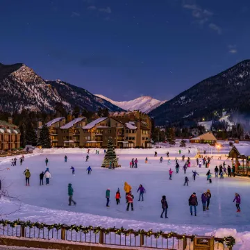 Spacious Penthouse 3Br ~No Cleaning Fee~Kids Ski Free! 3 Bedroom Condo by RedAwning
