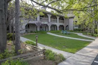 Coachlite Inn Hotel di 