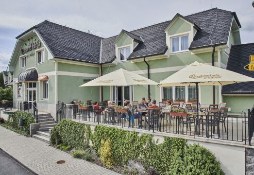 코모르니 후르카