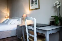 Hotel de France - Hôtel de Charme en Provence Hotels in Saint-Maximin-la-Sainte-Baume