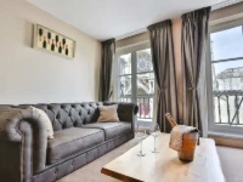 Logis du Parvis Hotels in Laon