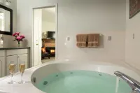 Beech Tree Inn and Cottage فنادق في نيوبورت