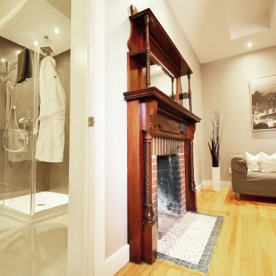 Château Queen by Bower Boutique Hotels Hotels near Avenir Centre