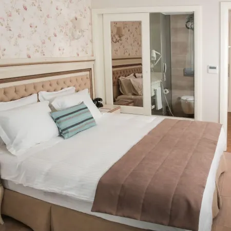 Rezone Health & Oxygen Hotel