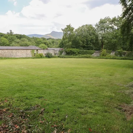 Bryn Derwen Coach House