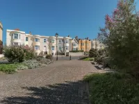 49 Esplanade