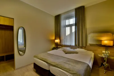 Hunyadi Hotels in 