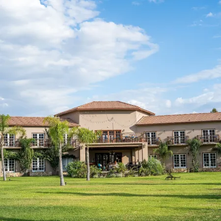 Sueños Resort