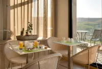 Le Panoramic - breakfast