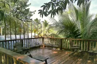 The Funky Dodo Backpackers Hostel Hotels in Dangriga