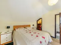 Yew Tree Cottage Hotels in Welshpool