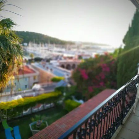 Yalcin Hotel