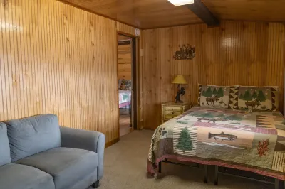 Estes Lake Lodge