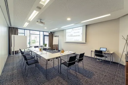 Altstadthotel Kneitinger, Abensberg Отели в г. Нойштадт-на-Дунае