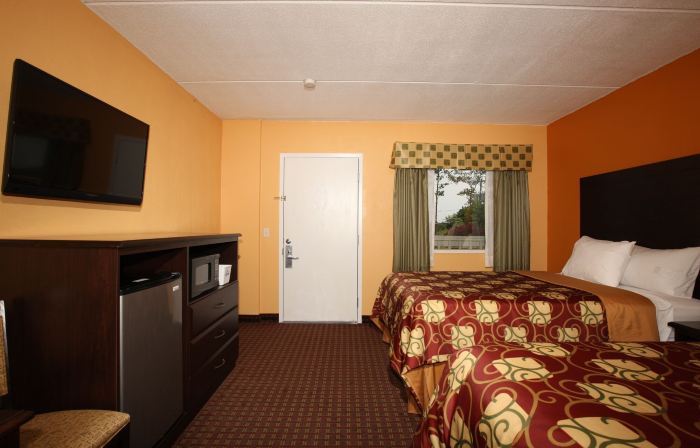 Blue Sky Inn Glens Falls-Saratoga-Lake George