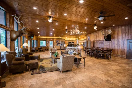 Lewis & Clark Resort Отели в г. Херрик