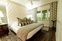 Hotel Escalante Hotels in Naples