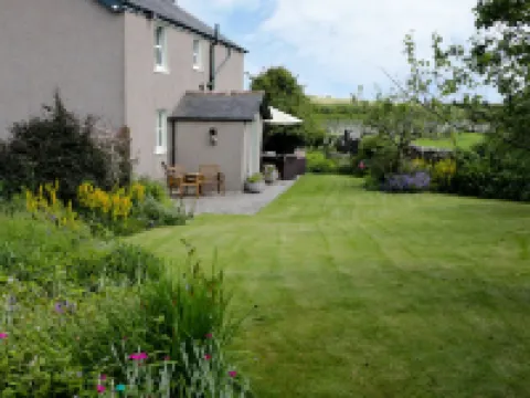 Waingate Cottage Hotele w: Lower Holker