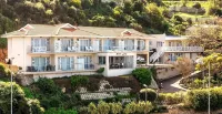 Phoenix Lodge and Waterside Accommodation