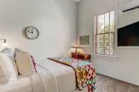 Amelia Schoolhouse Inn - 2-Star