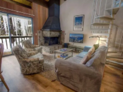 Spiral Staircase 4 Bedroom Home by RedAwning Hotels in Kings Beach