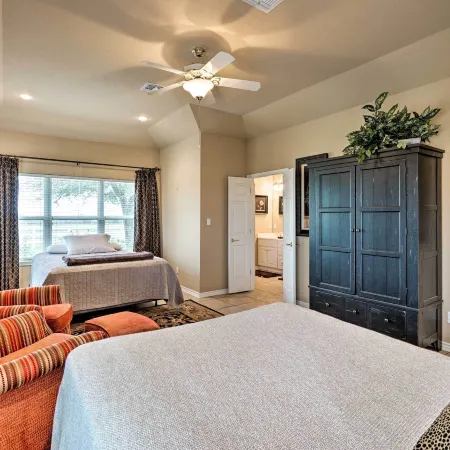 Pet-Friendly Flatonia House w/ Patio & Gazebo!