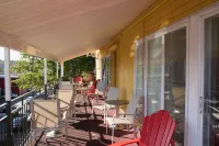 Rum Runner Inn
