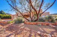 Red Rock Mtn View & Fire Pit: Central Sedona Home! - Maalaistalo