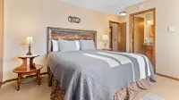 Twin Sisters Views Vacation Rental by Estes Park Homes 3 Bedroom Home by RedAwning Hotels near Olive Ridge Campground
