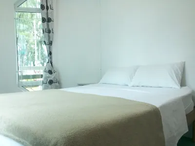 Cozy Apartment 2 Chambres, Face a la Plage et Coucher de Soleil