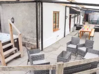 Maestyddyn Farm House Hotels in Corwen