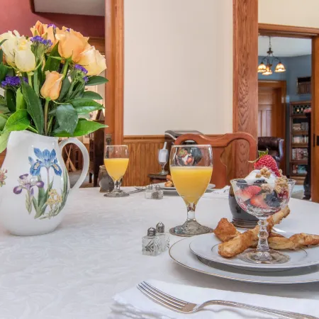 The Lamplighter Bed & Breakfast of Ludington