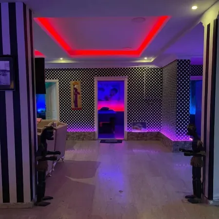 Dimet Park Hotel